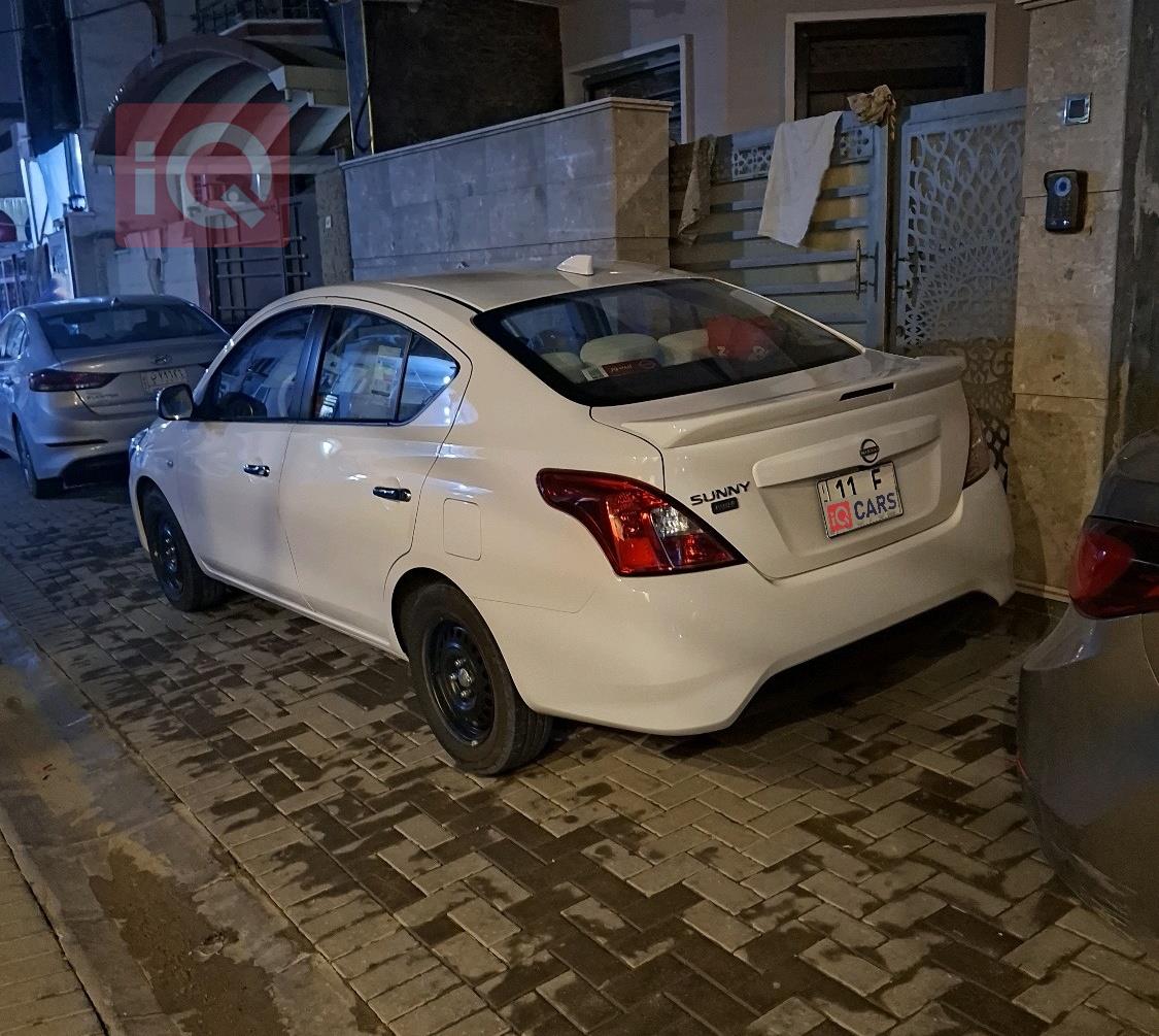 نيسان صني